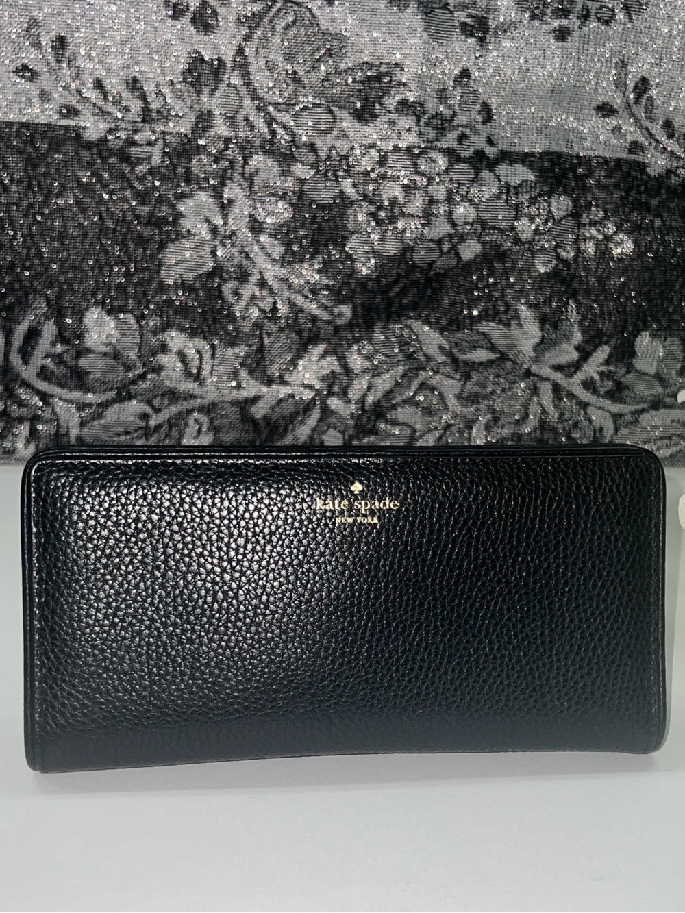 Kate Spade Dumpling Large Slim Bifold Wallet Black Leather KA575